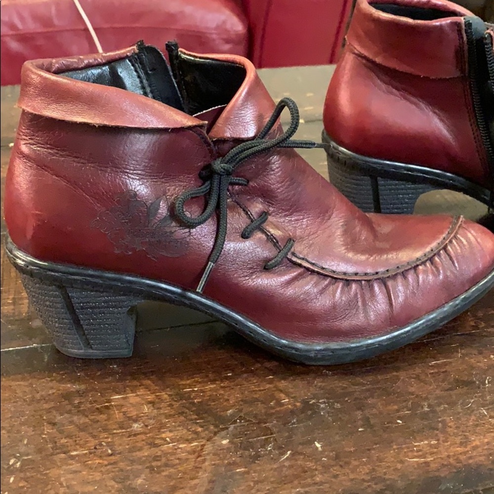 Moroccan Leather Heeled Boots
